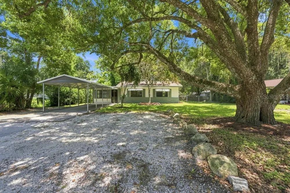 7810 CHAPEL AVENUE Port Richey, FL 34668