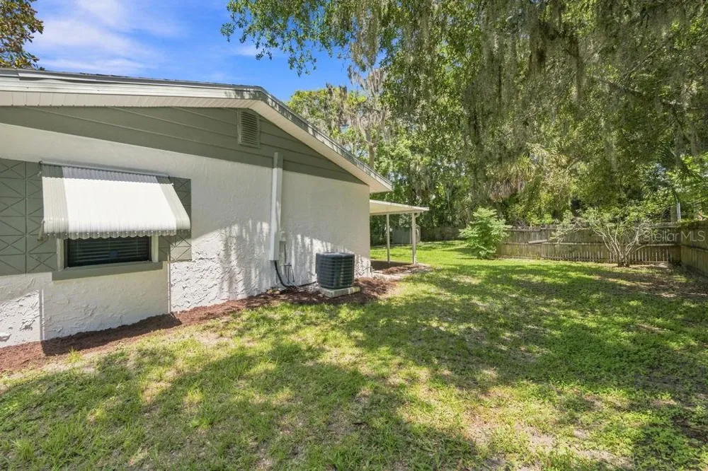 7810 CHAPEL AVENUE Port Richey, FL 34668