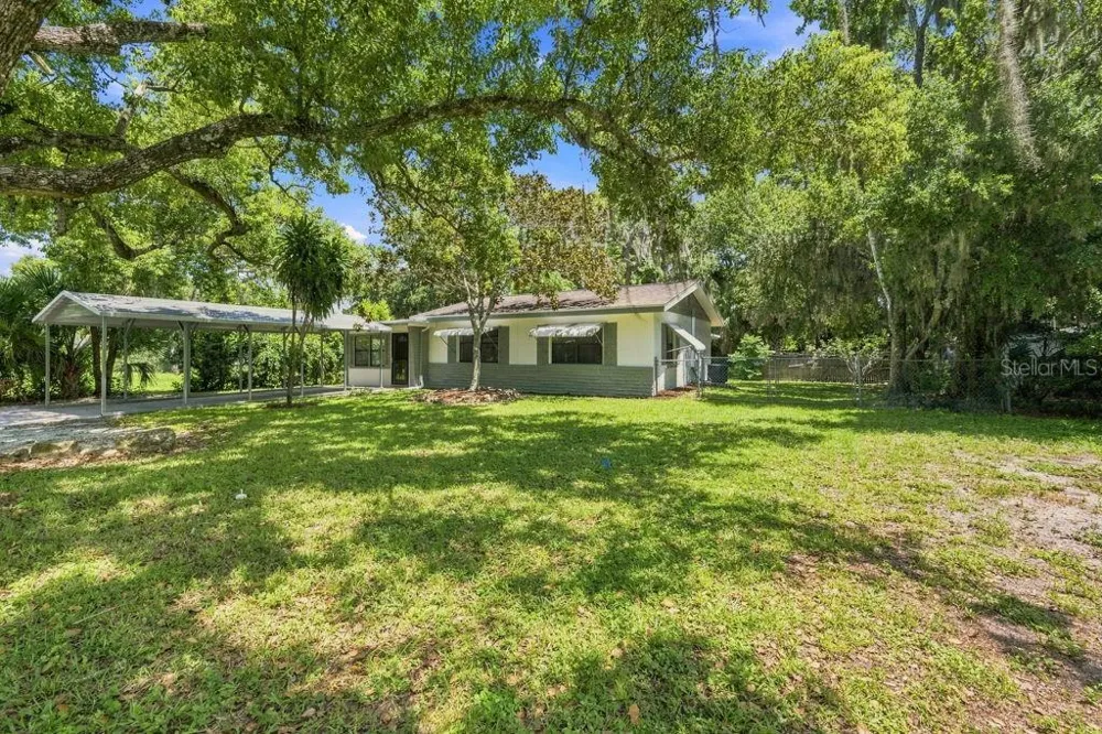 7810 CHAPEL AVENUE Port Richey, FL 34668