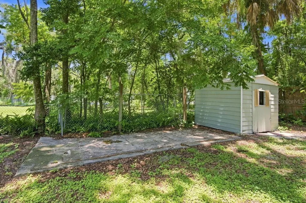 7810 CHAPEL AVENUE Port Richey, FL 34668