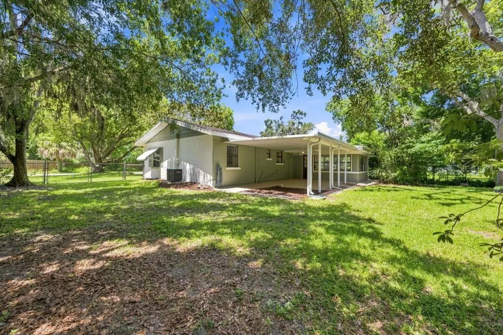7810 CHAPEL AVENUE Port Richey, FL 34668