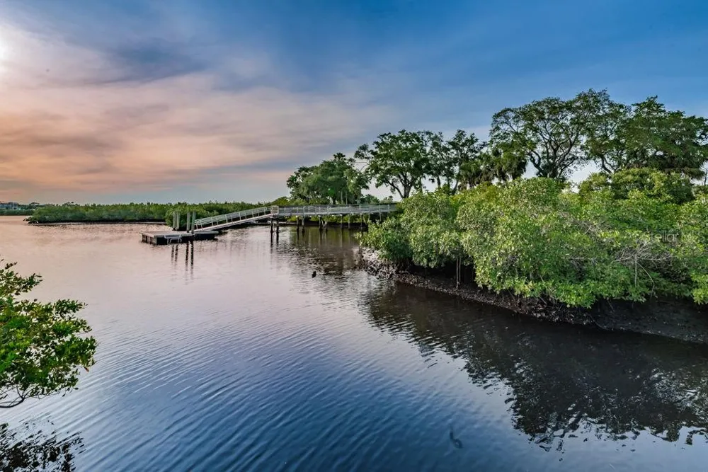 7810 CHAPEL AVENUE Port Richey, FL 34668