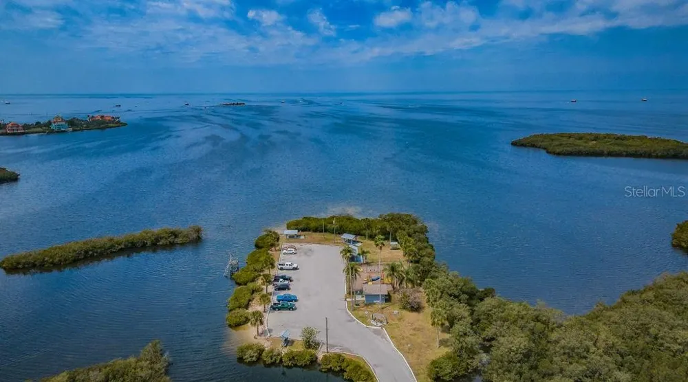 7810 CHAPEL AVENUE Port Richey, FL 34668