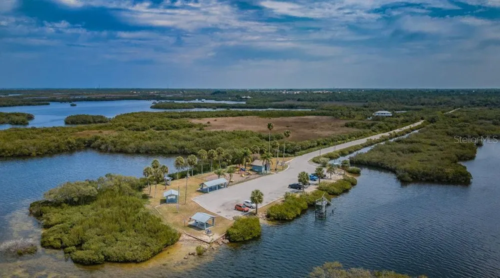 7810 CHAPEL AVENUE Port Richey, FL 34668