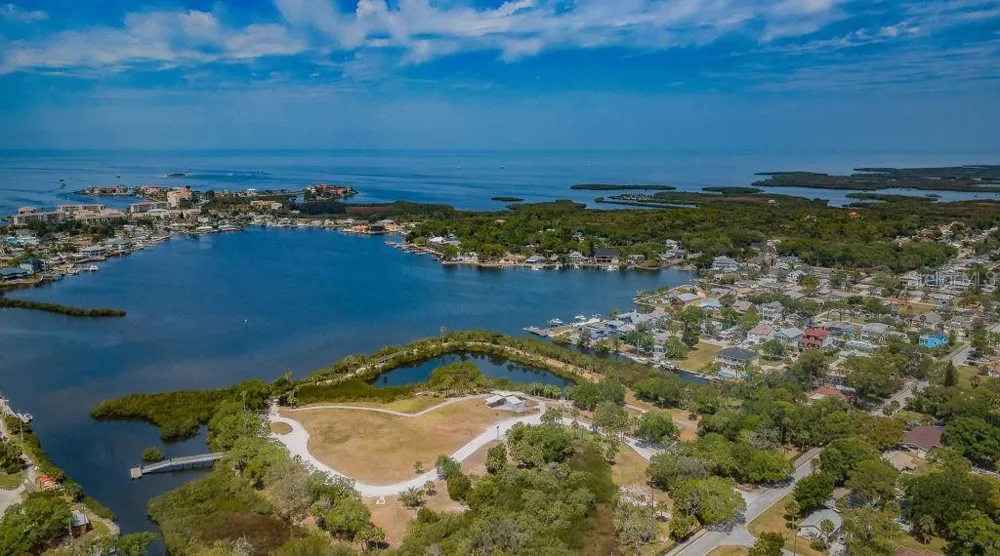 7810 CHAPEL AVENUE Port Richey, FL 34668
