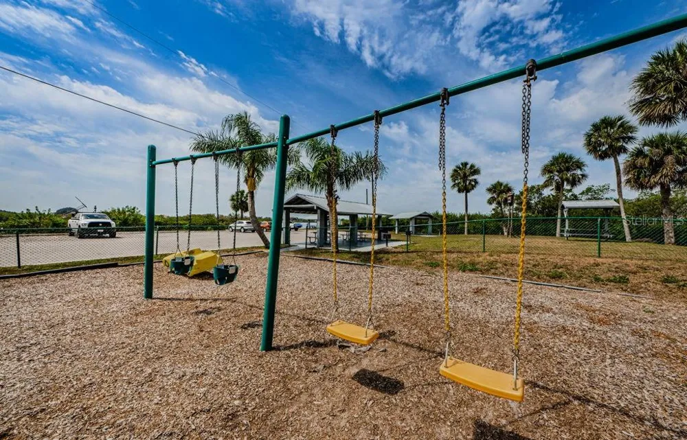 7810 CHAPEL AVENUE Port Richey, FL 34668