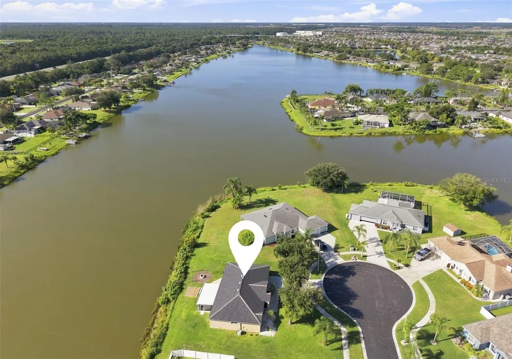 6505 CLAIR NEST COURT Apollo Beach, FL 33572