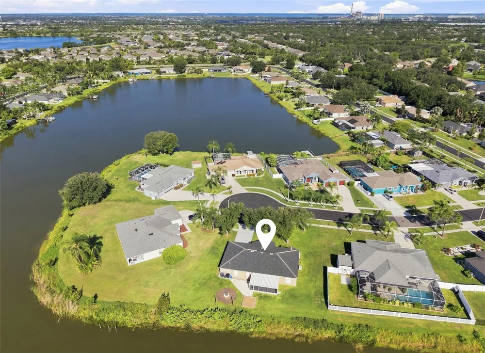 6505 CLAIR NEST COURT Apollo Beach, FL 33572
