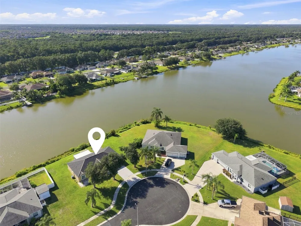 6505 CLAIR NEST COURT Apollo Beach, FL 33572