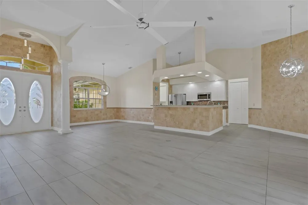 8596 SOUTHWIND BAY CIRCLE Fort Myers, FL 33908