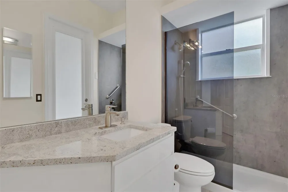 8596 SOUTHWIND BAY CIRCLE Fort Myers, FL 33908