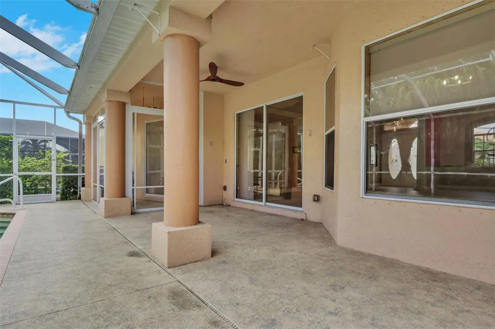 8596 SOUTHWIND BAY CIRCLE Fort Myers, FL 33908