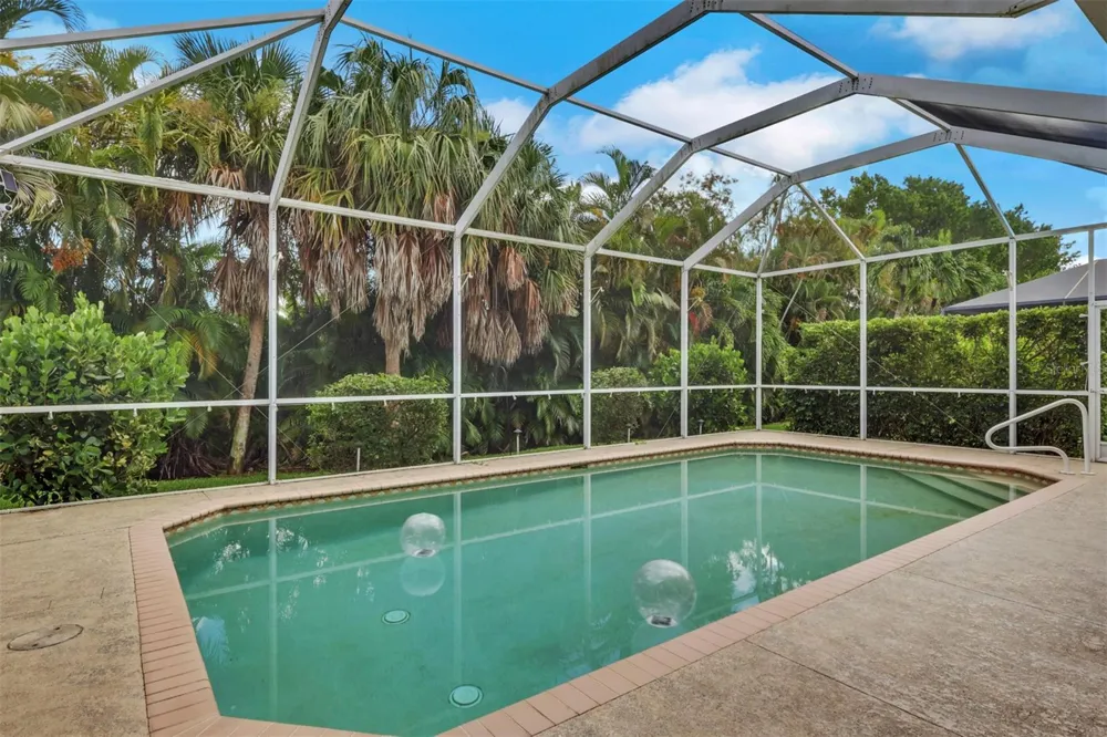 8596 SOUTHWIND BAY CIRCLE Fort Myers, FL 33908