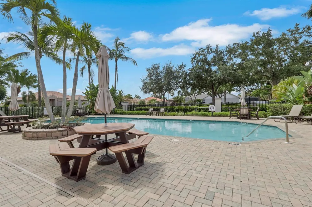 8596 SOUTHWIND BAY CIRCLE Fort Myers, FL 33908