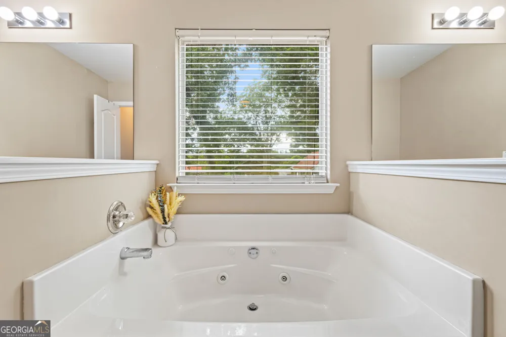 210 Haywood DR Kathleen, GA 31047