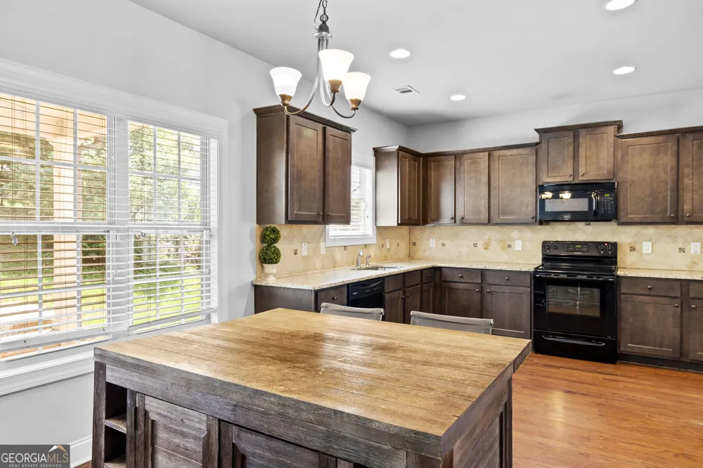 815 Ansbeth WAY Athens, GA 30606