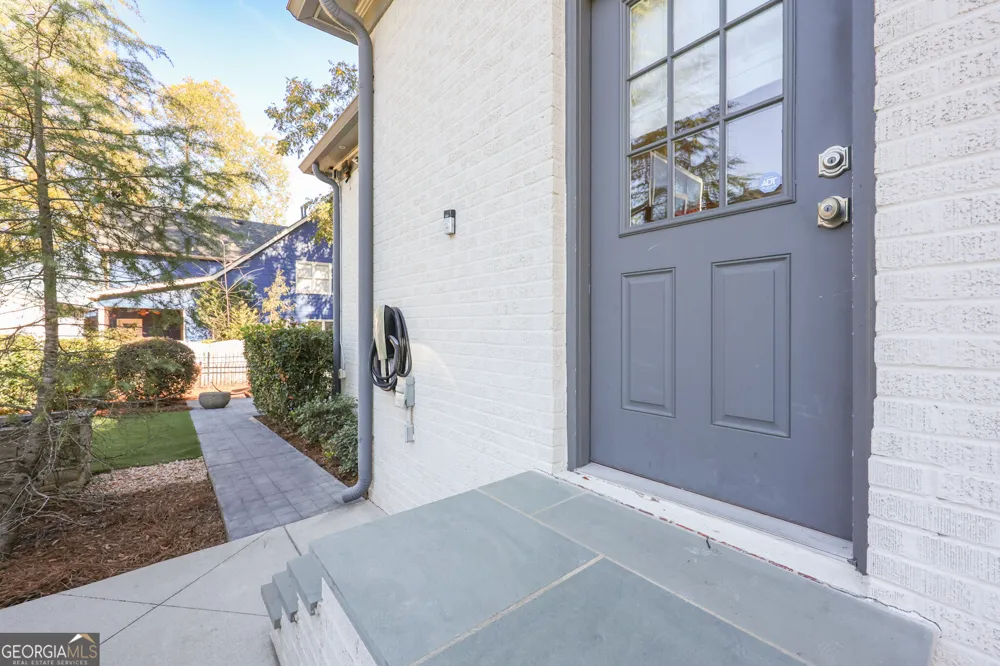 1585 Mercer AVE College Park, GA 30337