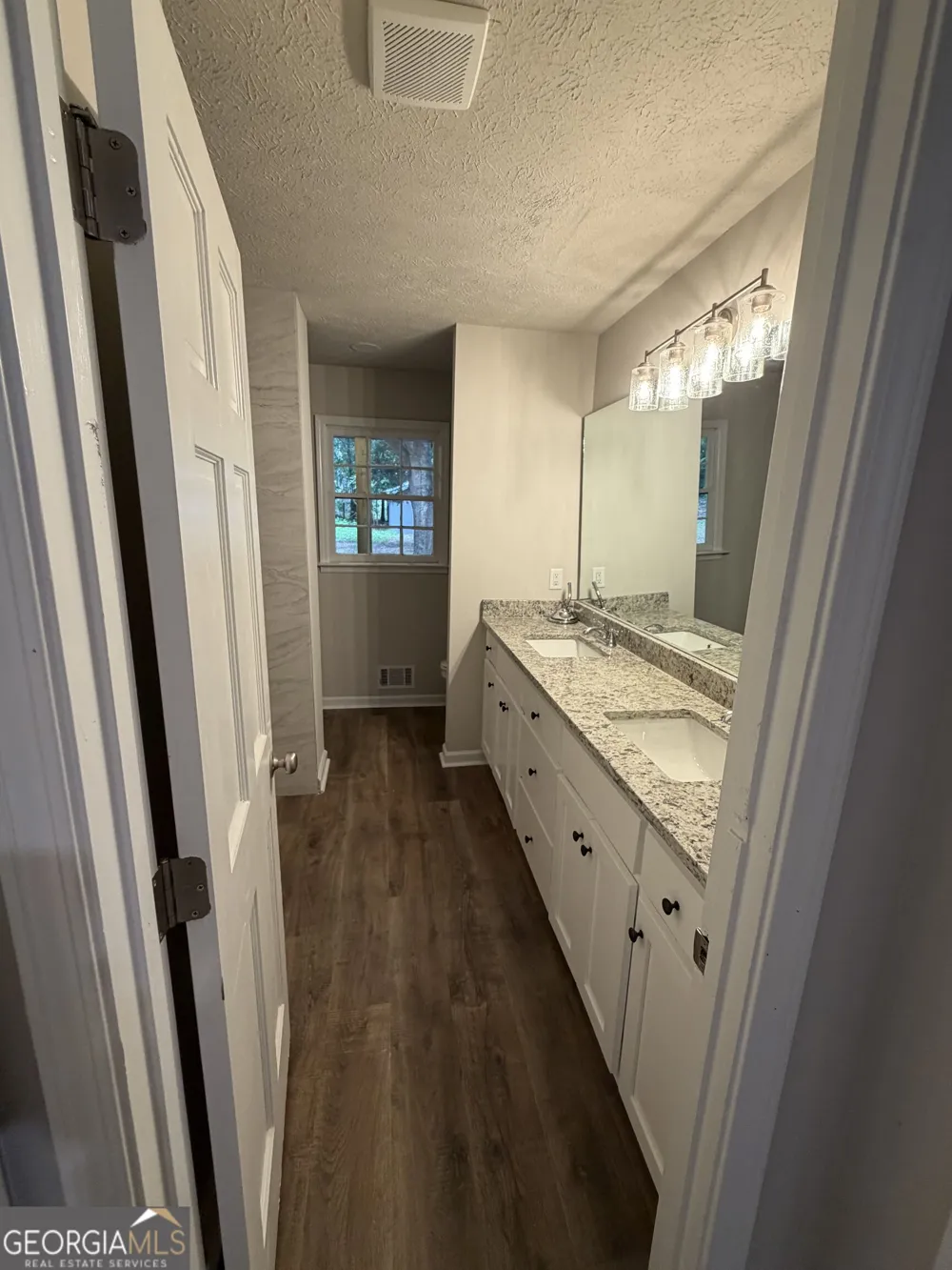 290 Booth RD Statham, GA 30666