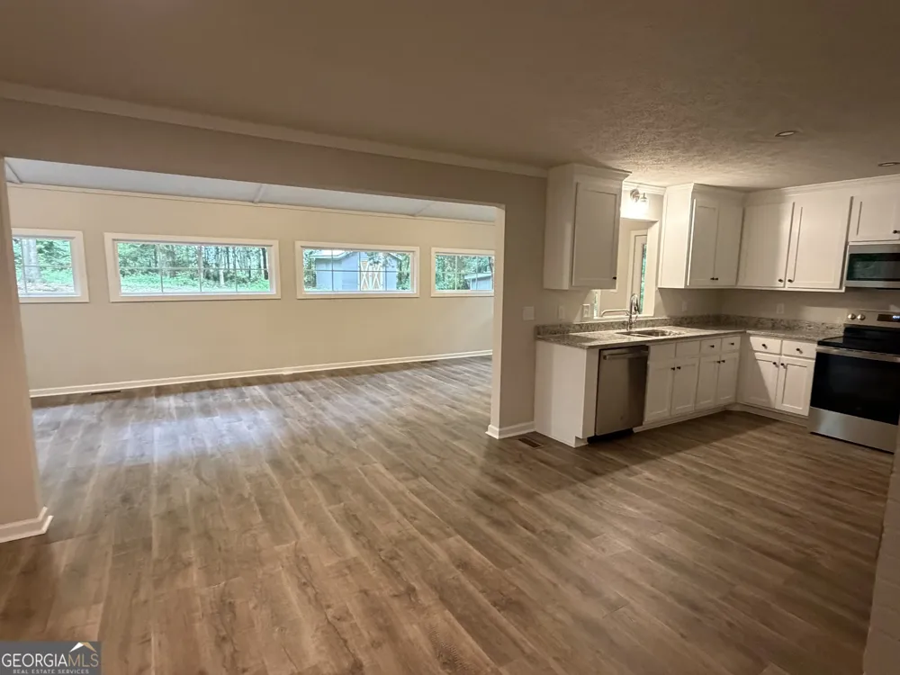 290 Booth RD Statham, GA 30666