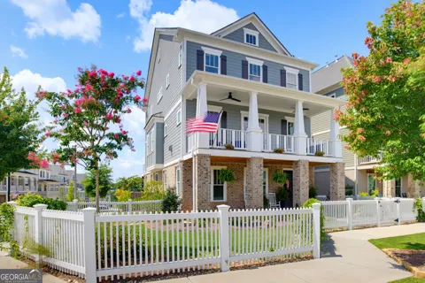 581 S Club DR