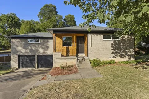 1130 Lodema Lane