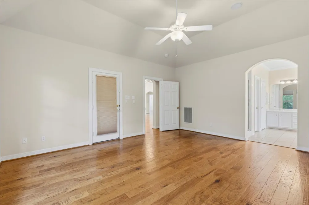 106 Lazy Springs Drive Conroe, TX 77356
