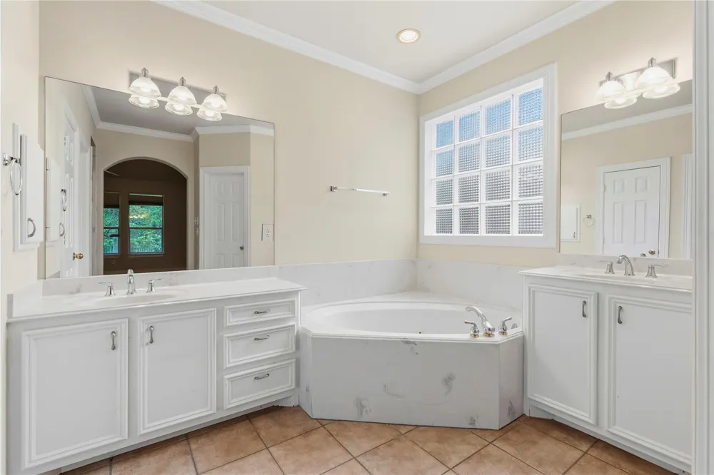 106 Lazy Springs Drive Conroe, TX 77356
