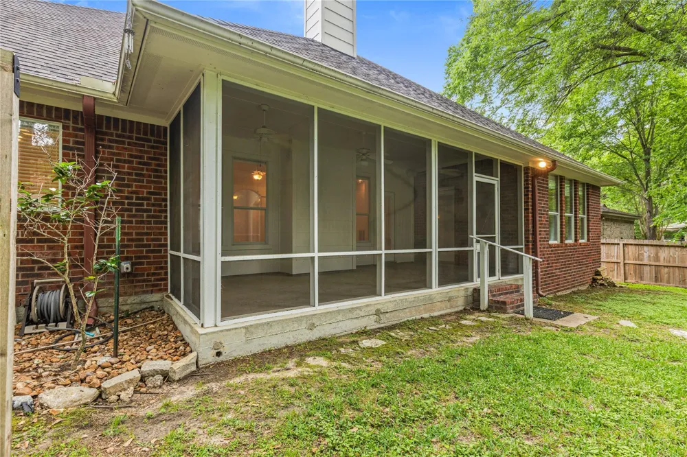 106 Lazy Springs Drive Conroe, TX 77356