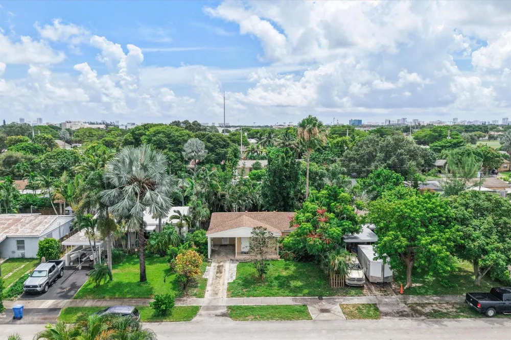 5432 NE 4th Terrace Oakland Park, FL 33334