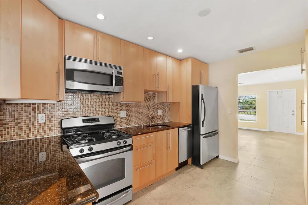 5432 NE 4th Terrace Oakland Park, FL 33334