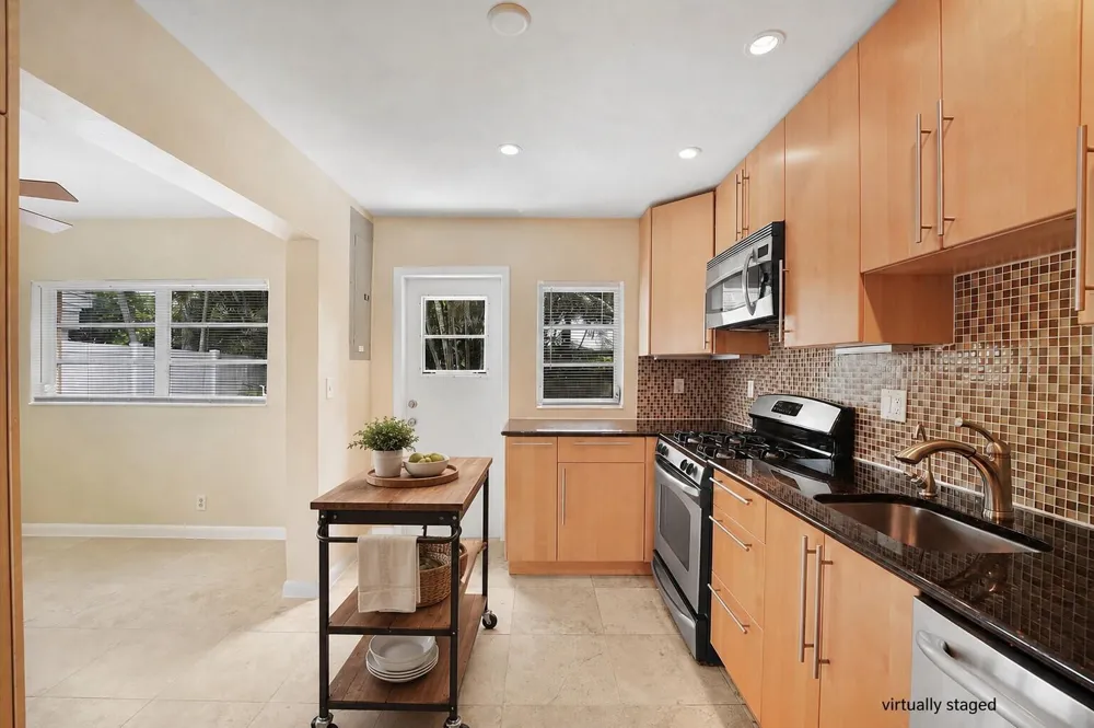 5432 NE 4th Terrace Oakland Park, FL 33334