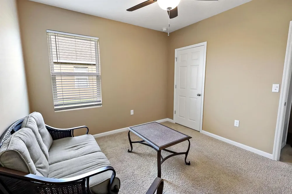 2709 Granville Manor SW Vero Beach, FL 32968