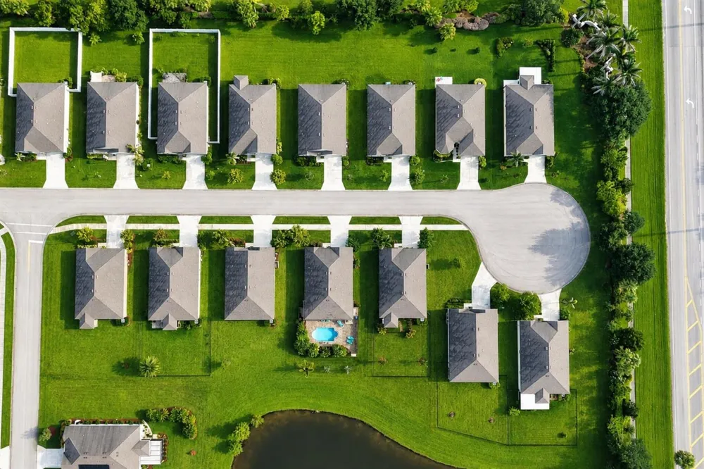 2709 Granville Manor SW Vero Beach, FL 32968