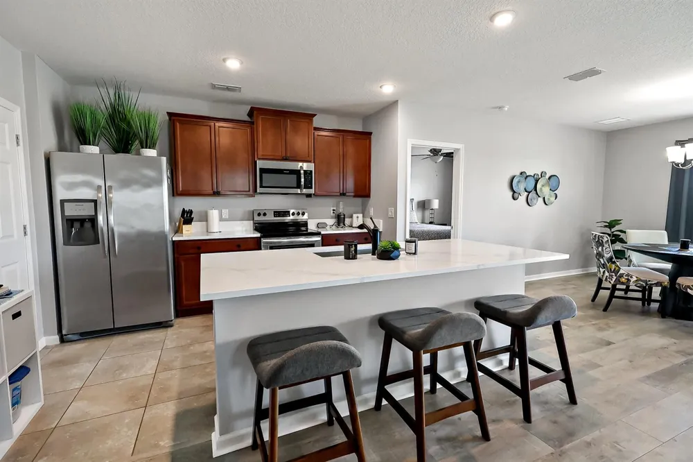 2709 Granville Manor SW Vero Beach, FL 32968