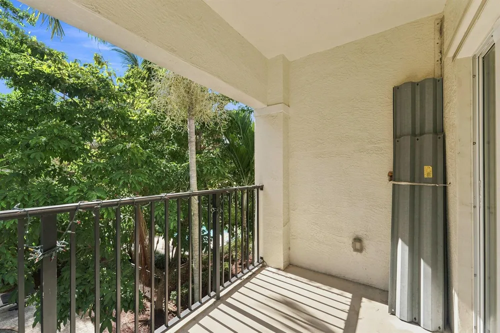 5940 W Sample Road #308 Coral Springs, FL 33067
