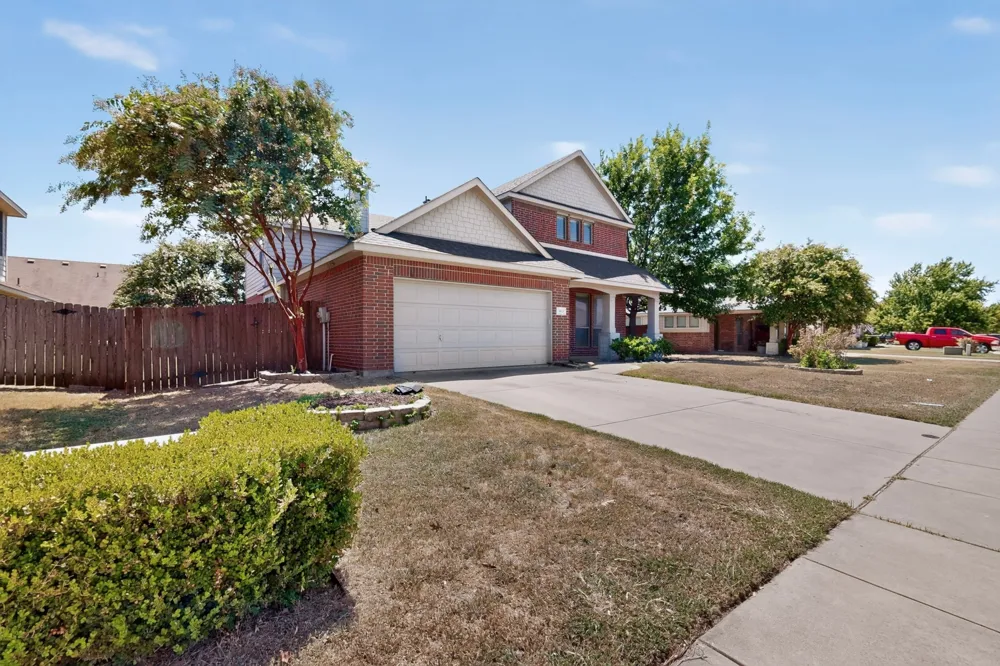 3622 Hershal Drive Midlothian, TX 76065