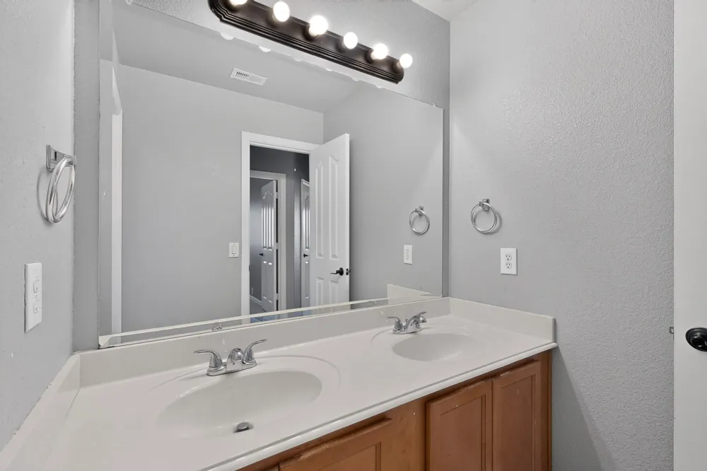 3622 Hershal Drive Midlothian, TX 76065