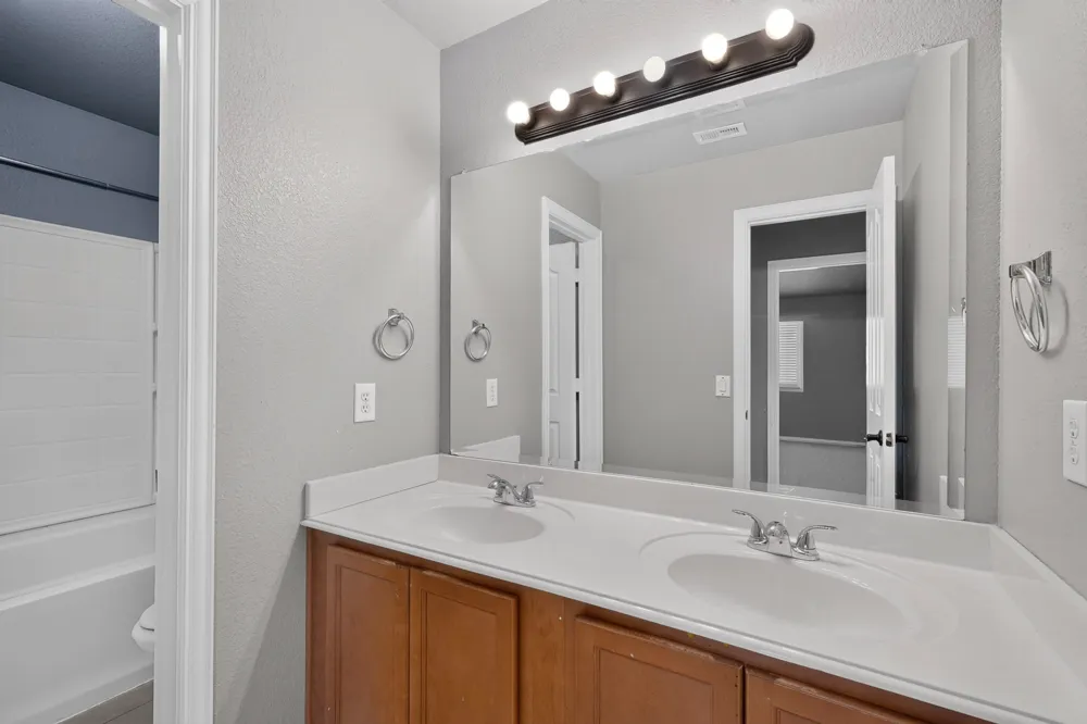 3622 Hershal Drive Midlothian, TX 76065