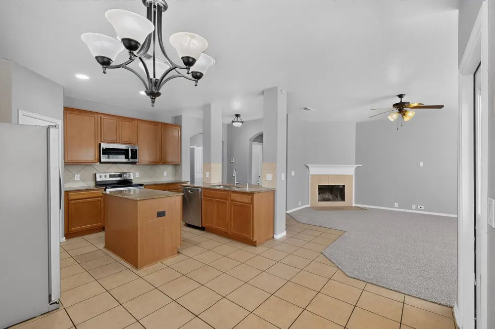 3622 Hershal Drive Midlothian, TX 76065