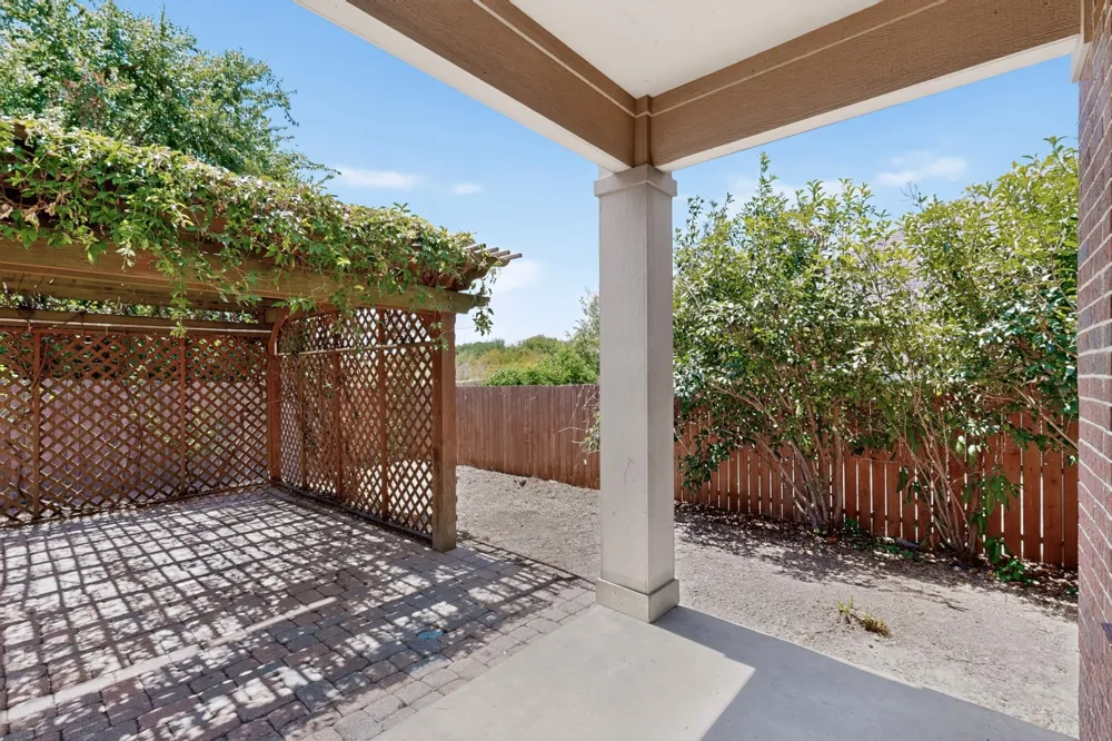 3622 Hershal Drive Midlothian, TX 76065