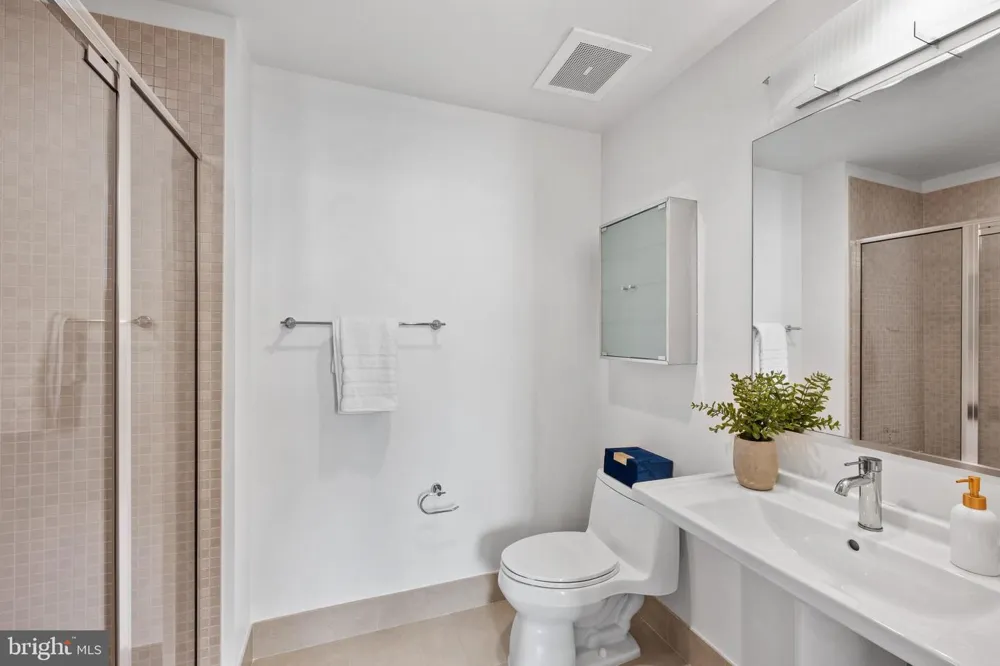 2125 14TH STREET NW #604 Washington, DC 20009