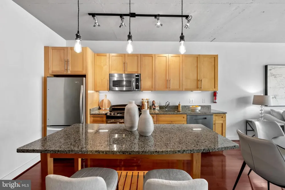 2125 14TH STREET NW #604 Washington, DC 20009