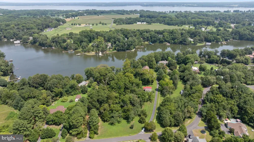 44742 THREE COVES ROAD Hollywood, MD 20636