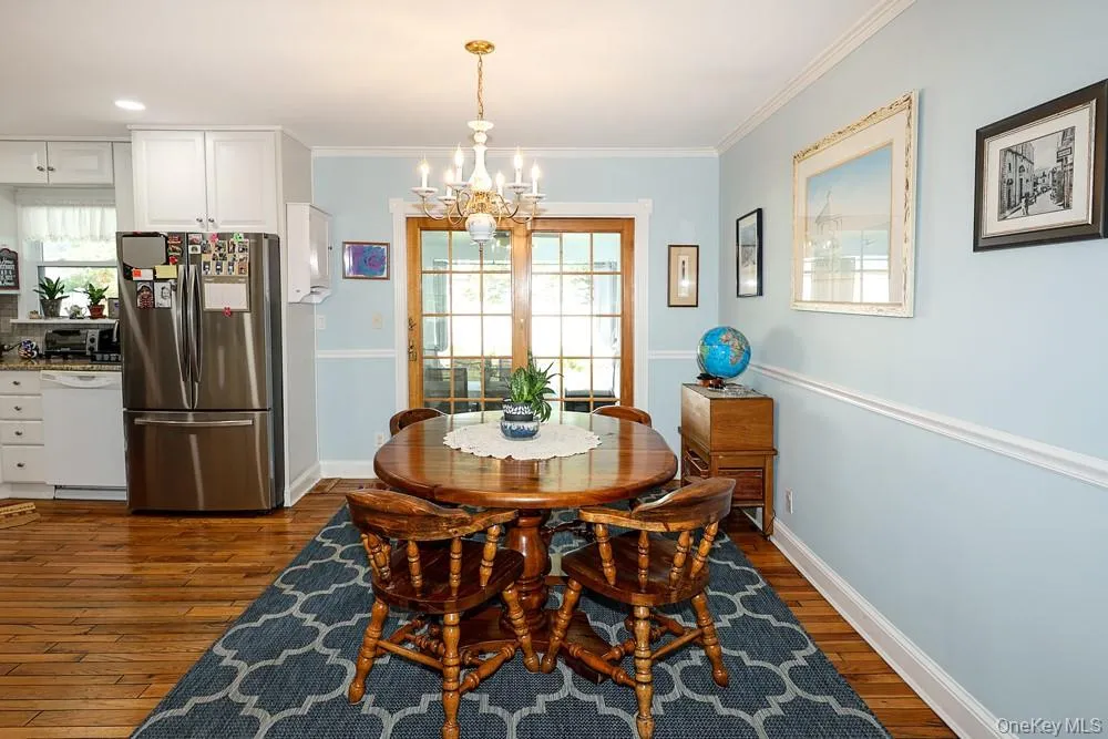 40 Plymouth Drive S Glen Head, NY 11545