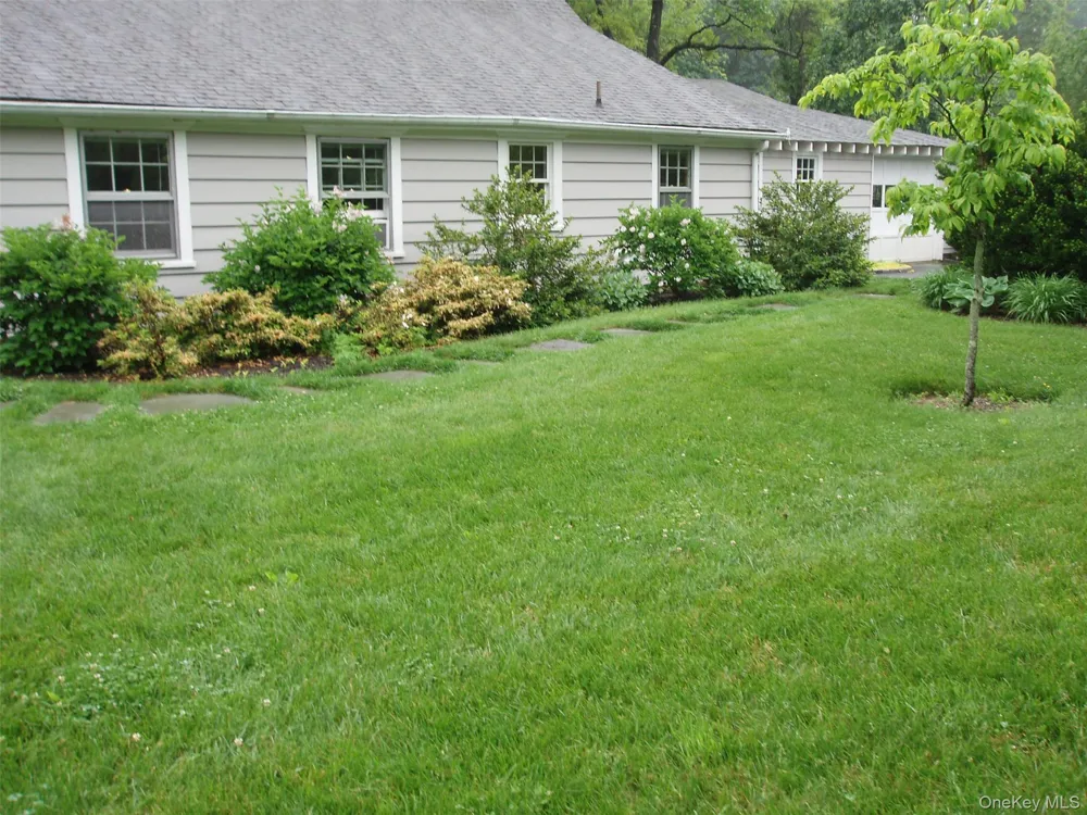 Address Not Shown Oyster Bay, NY 11771