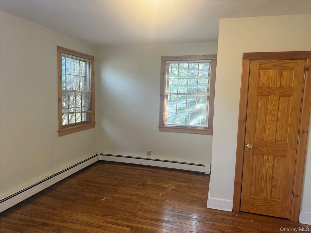 Address Not Shown Oyster Bay, NY 11771
