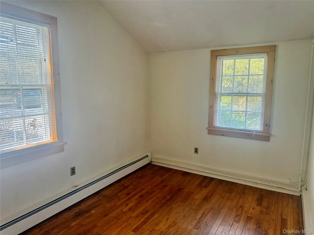Address Not Shown Oyster Bay, NY 11771