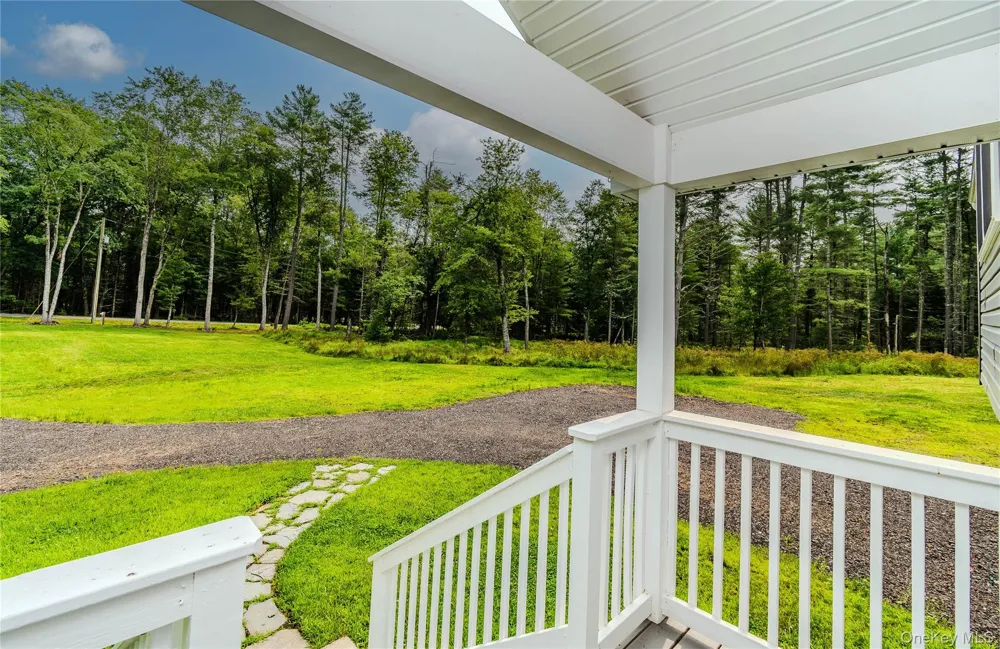26 Summit Drive Barryville, NY 12719