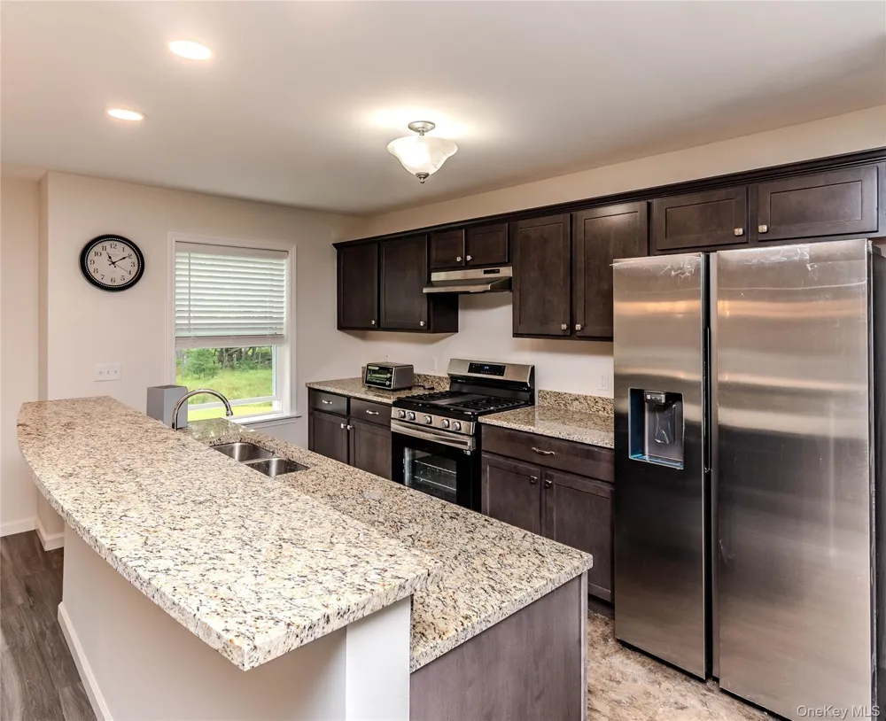 26 Summit Drive Barryville, NY 12719