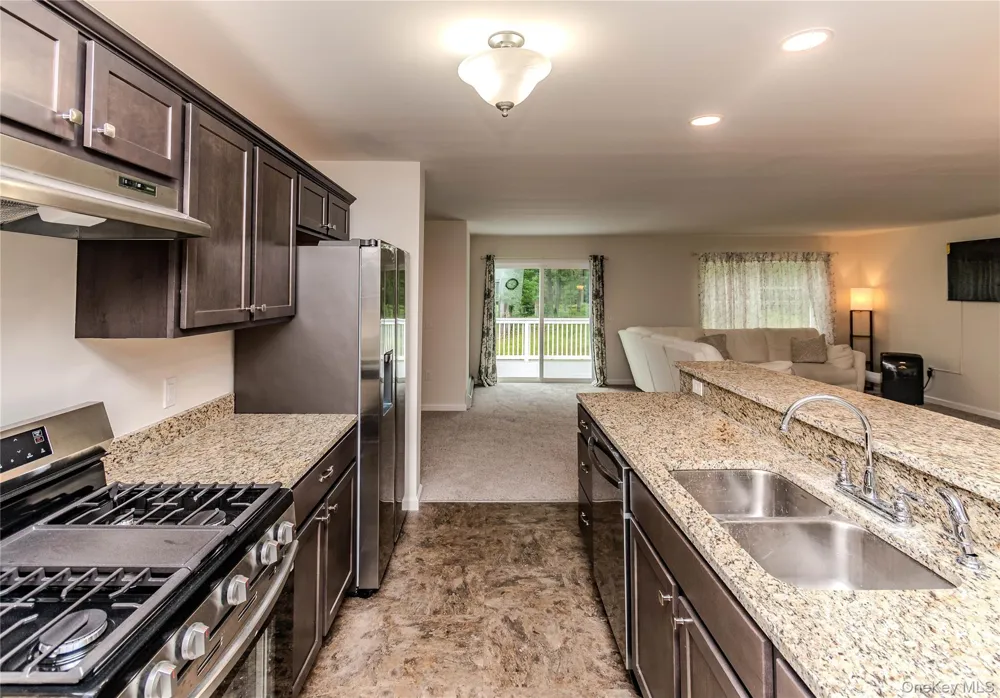 26 Summit Drive Barryville, NY 12719